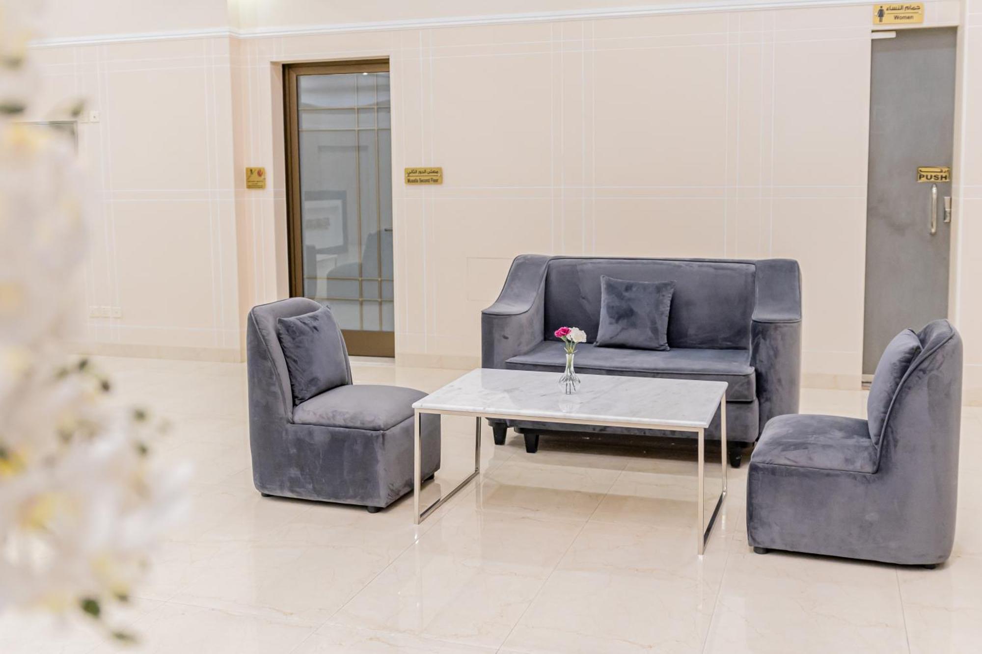 Mooj Apartments Hotel Dammam Eksteriør bilde